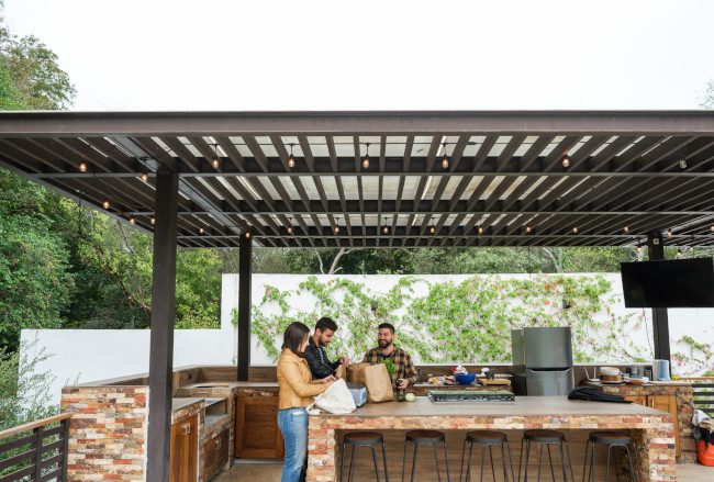 3 Things to Consider for Outdoor Kitchens
